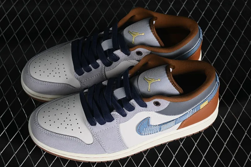 All categories Air Jordan Jordan series basketball shoes Air Jordan 1 Low G version pure original Air Jordan 1 Low AJ1 Joe 1 Valentine's Day limited denim denim low-bang cultural casual sneakers FZ5042-041